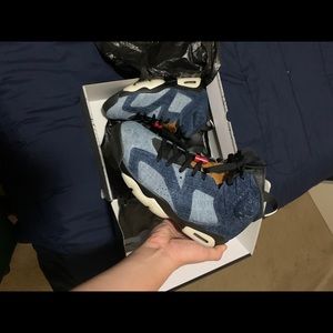 Size 11.5 washed denim 6s